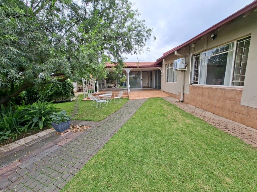 To Let 8 Bedroom Property for Rent in Dan Pienaar Free State